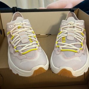 Sorel Women’s Kinetic Breakthru Tech Lace 10.5